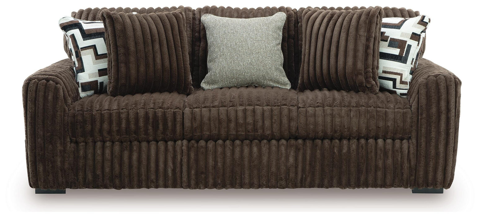 Midnight-Madness Sofa