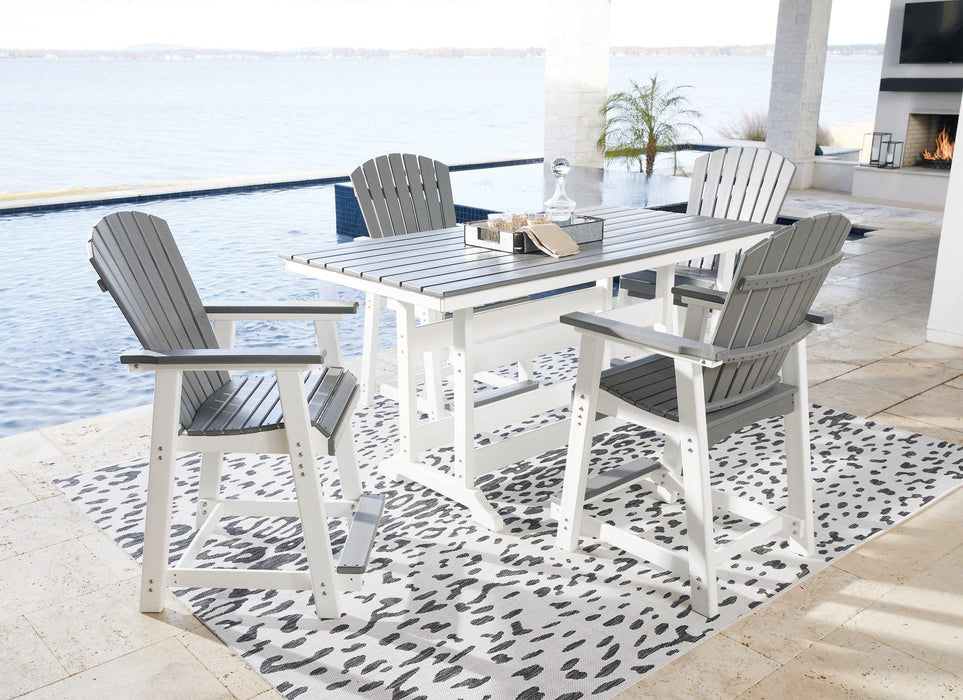 Transville Outdoor Dining Set